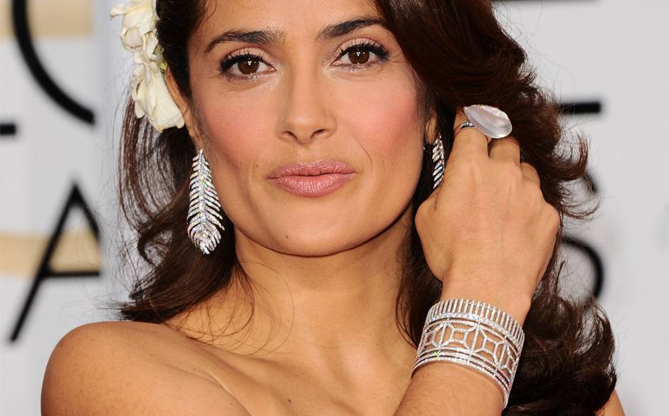 Salma-Hayek-com-brincos