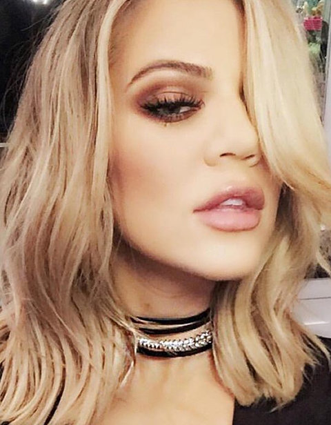 khloe-kardashian-com-choker