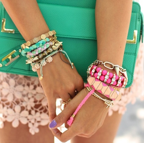 mix de pulseiras