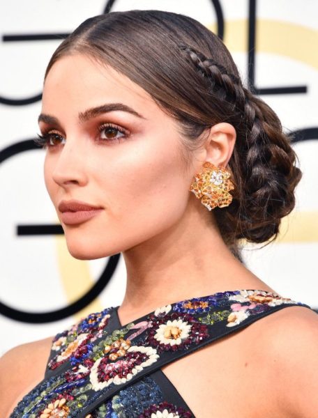 Olivia Culpo brincos