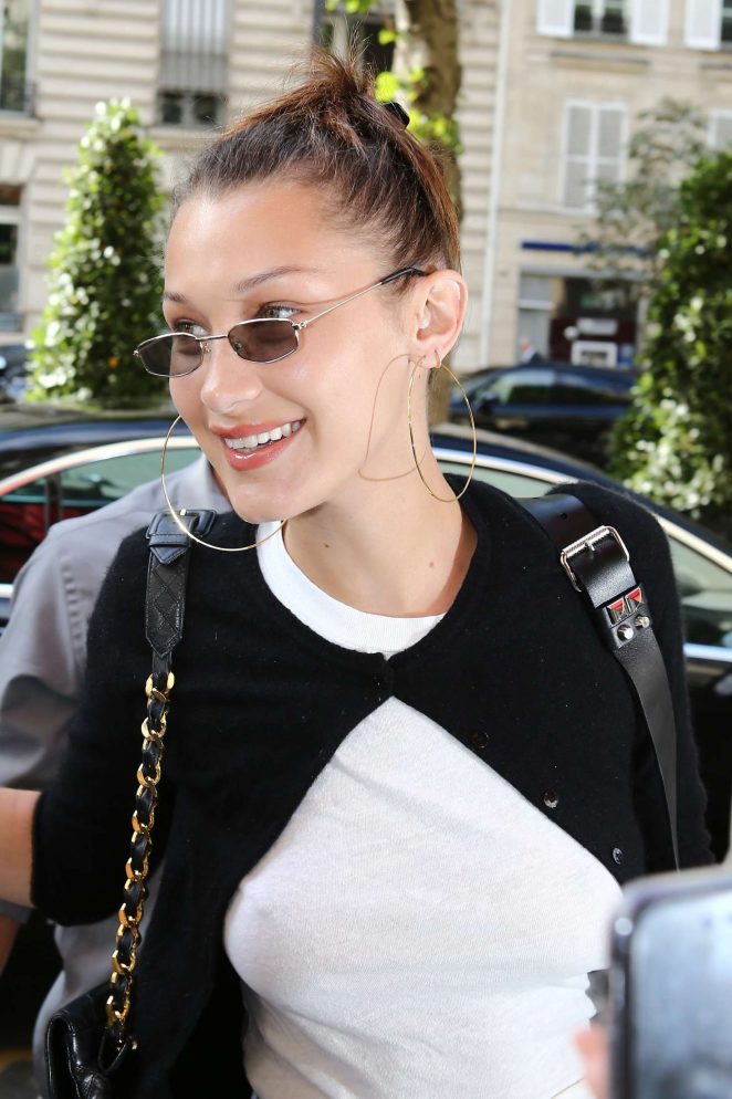 Bella Hadid Brincos de Argola