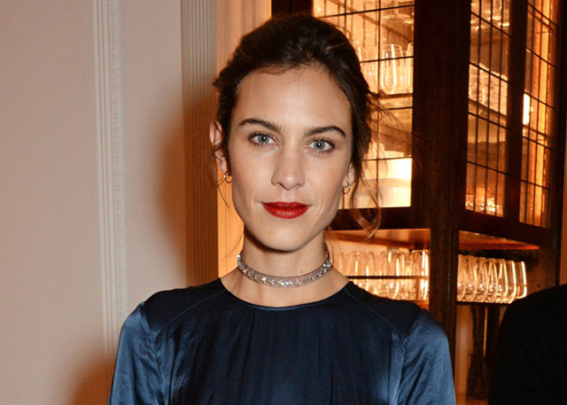 choker alexa chung