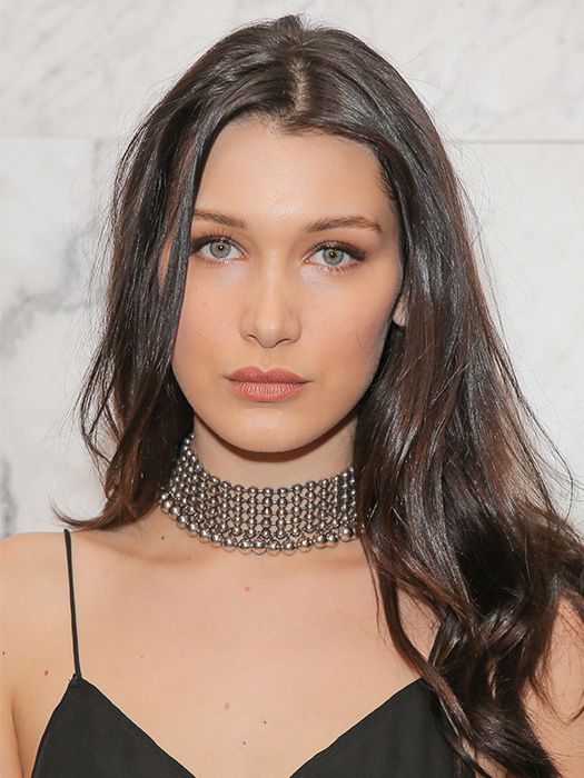 Bella Hadid Choker Pérolas