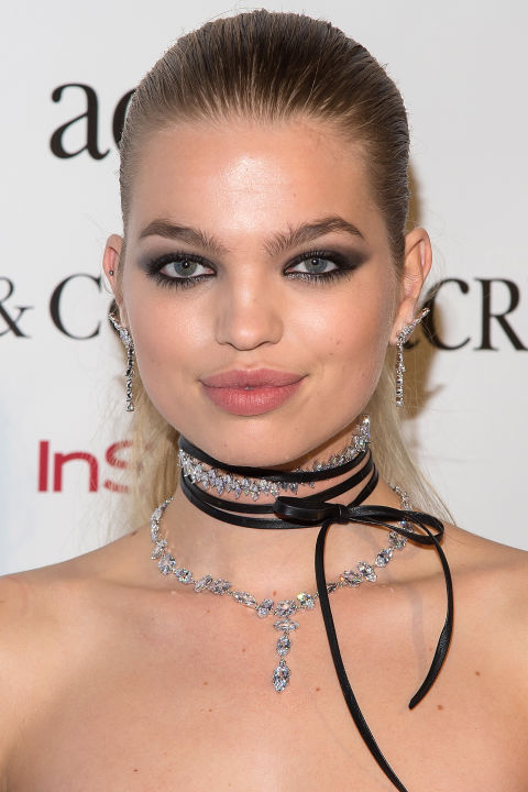 Daphne Groeneveld Choker