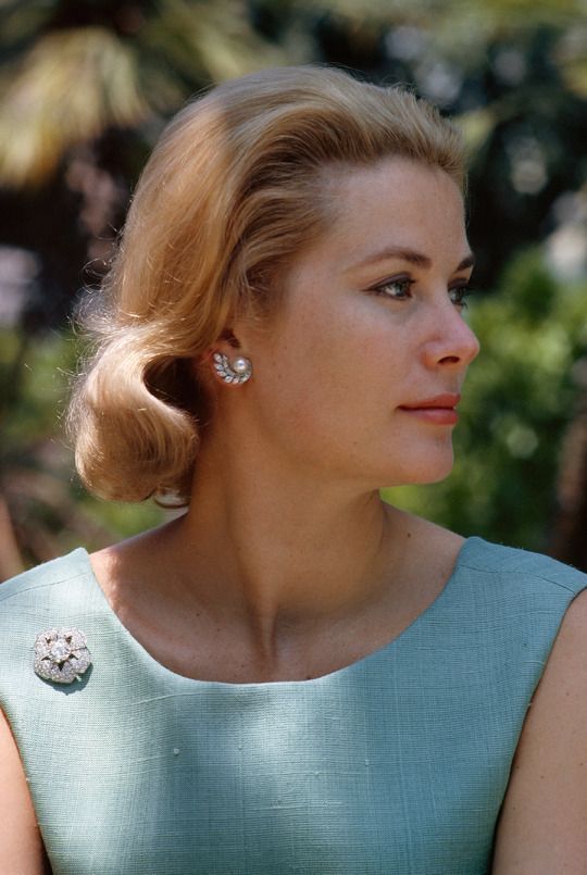 Ear Cuff Broche Grace Kelly