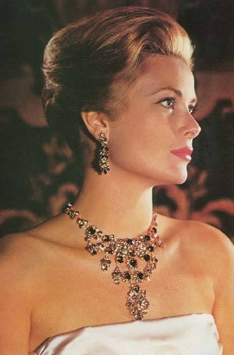 Joias Grace Kelly