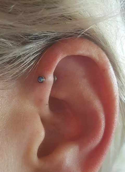 piercing anti helix