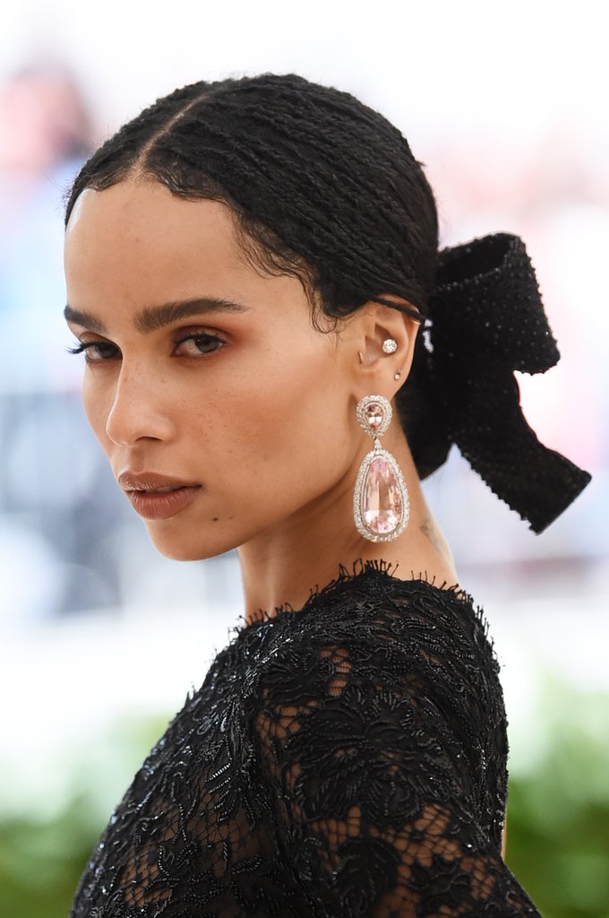 Zoë Kravitz brincos 