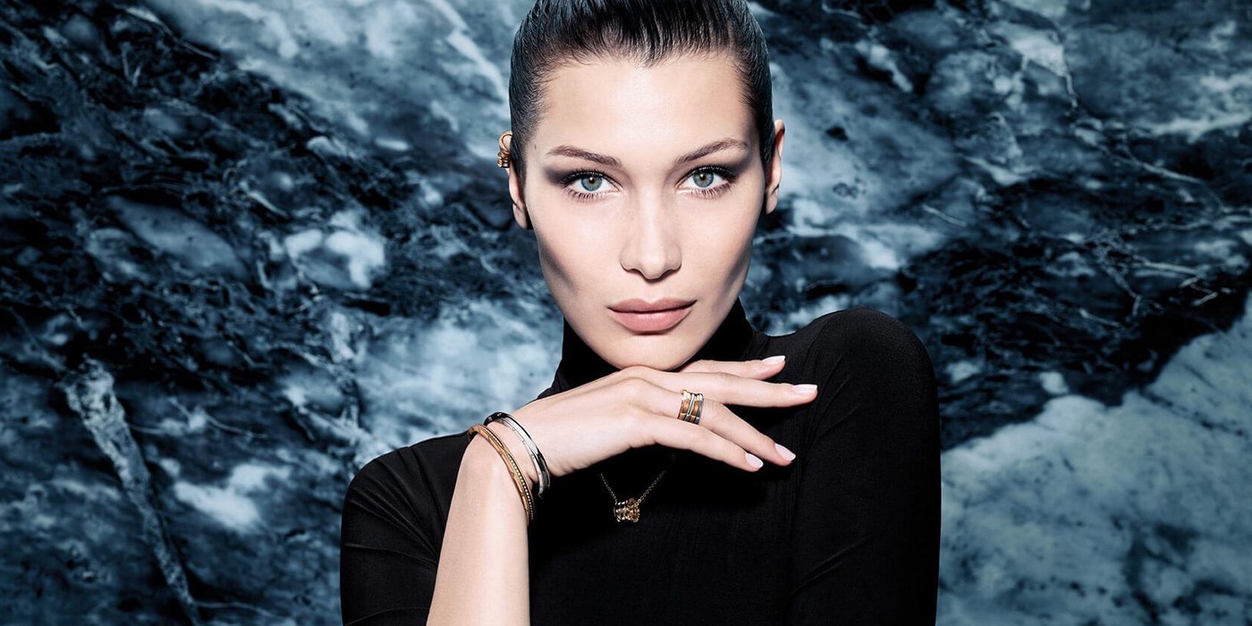 Bella Hadid Anel B zero 1