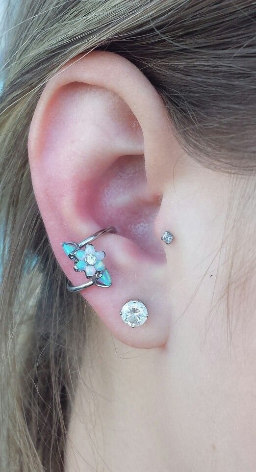 Piercing conch espiral