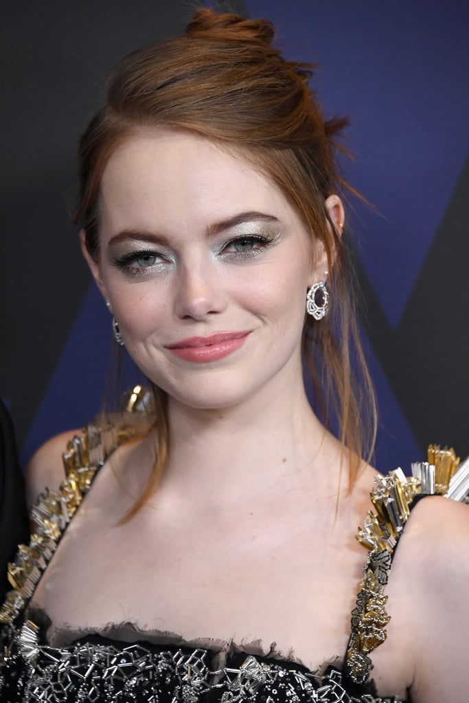 Looks para festa Emma Stone brinco