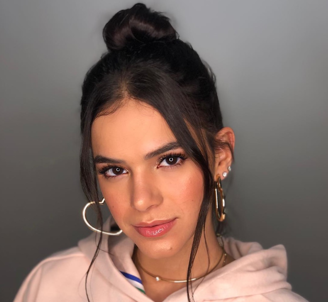 Argola de Coração Bruna Marquezine