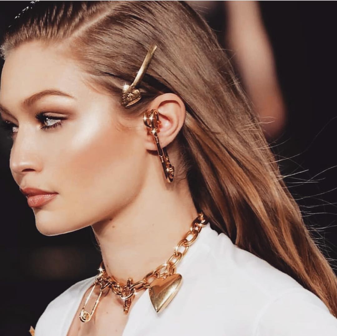 Acessorios Versace Gigi Hadid