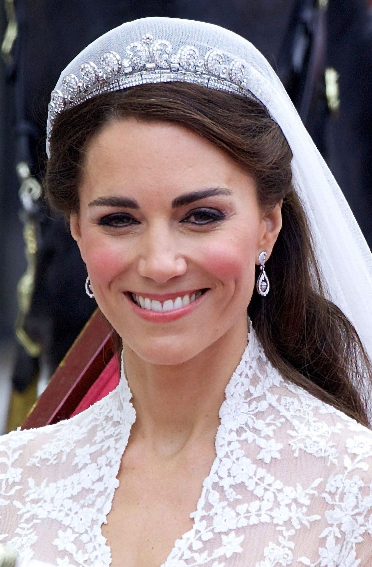 joias de kate middleton tiara