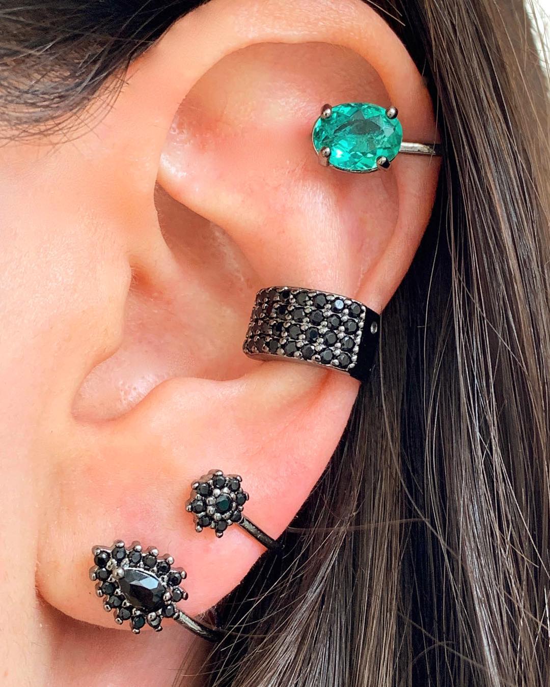 piercing conch preto