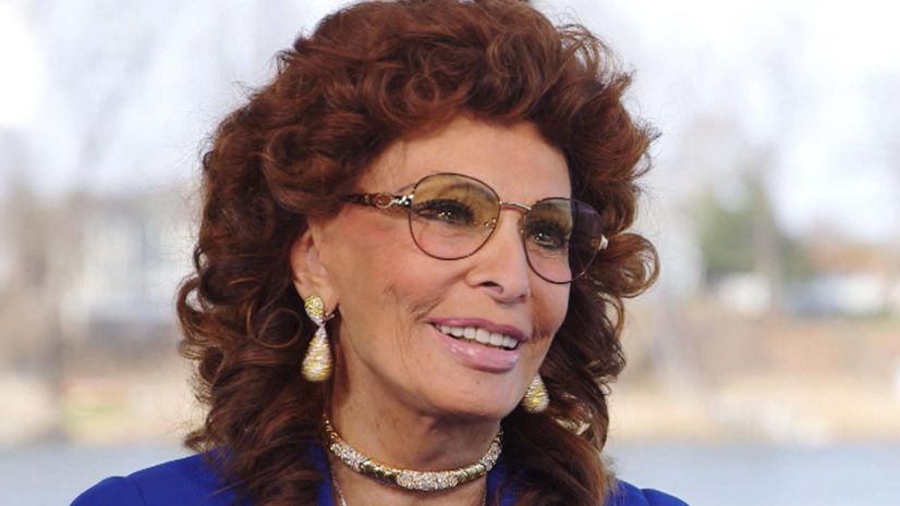 32 divas com mais de 60 Sophia Loren