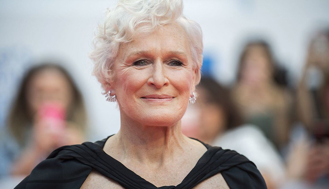 32 divas com mais de 60 glenn close