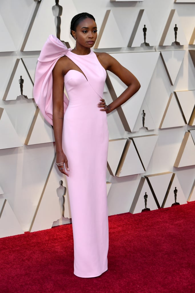 KiKi Layne Looks do Oscar 2019