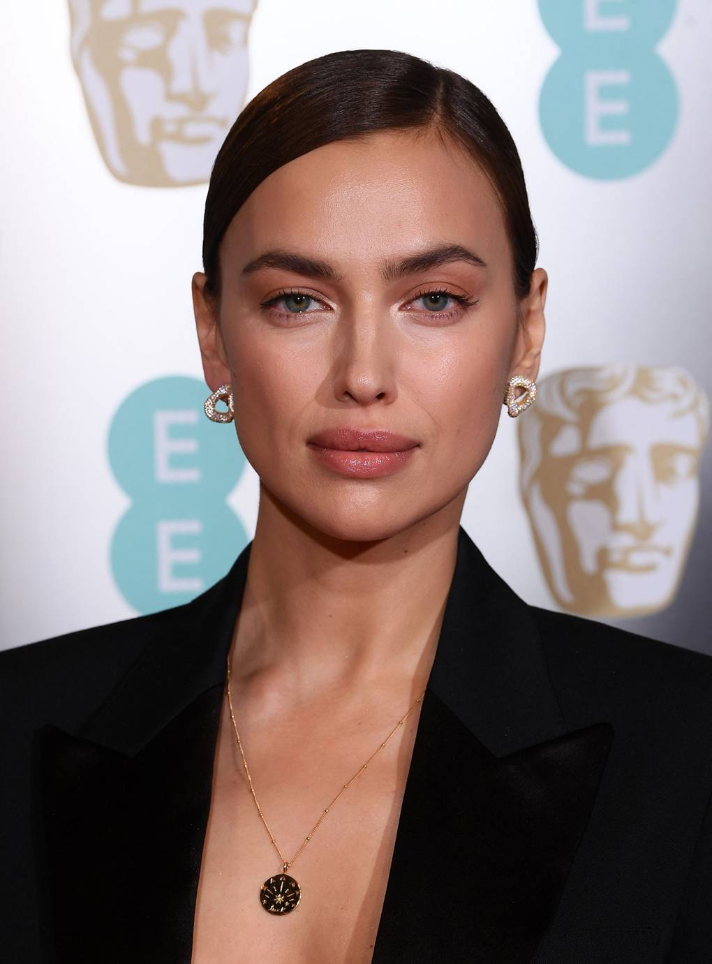 bafta 2019 joias irina shayk