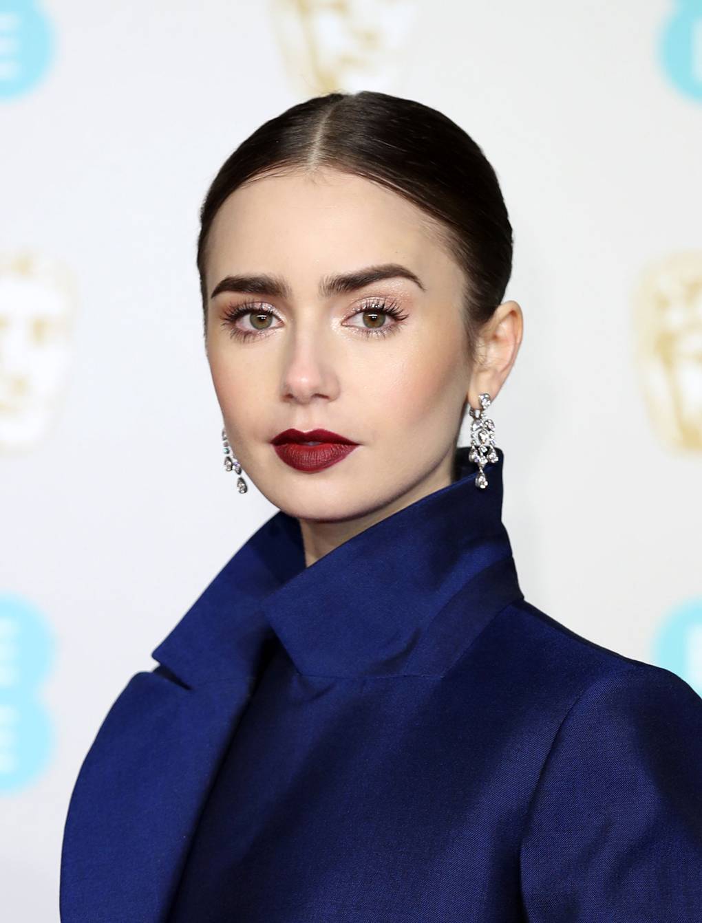 bafta 2019 joias lily collins