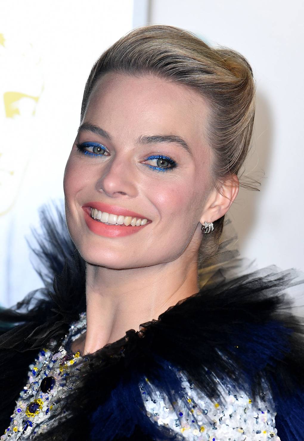 bafta 2019 joias margot robbie