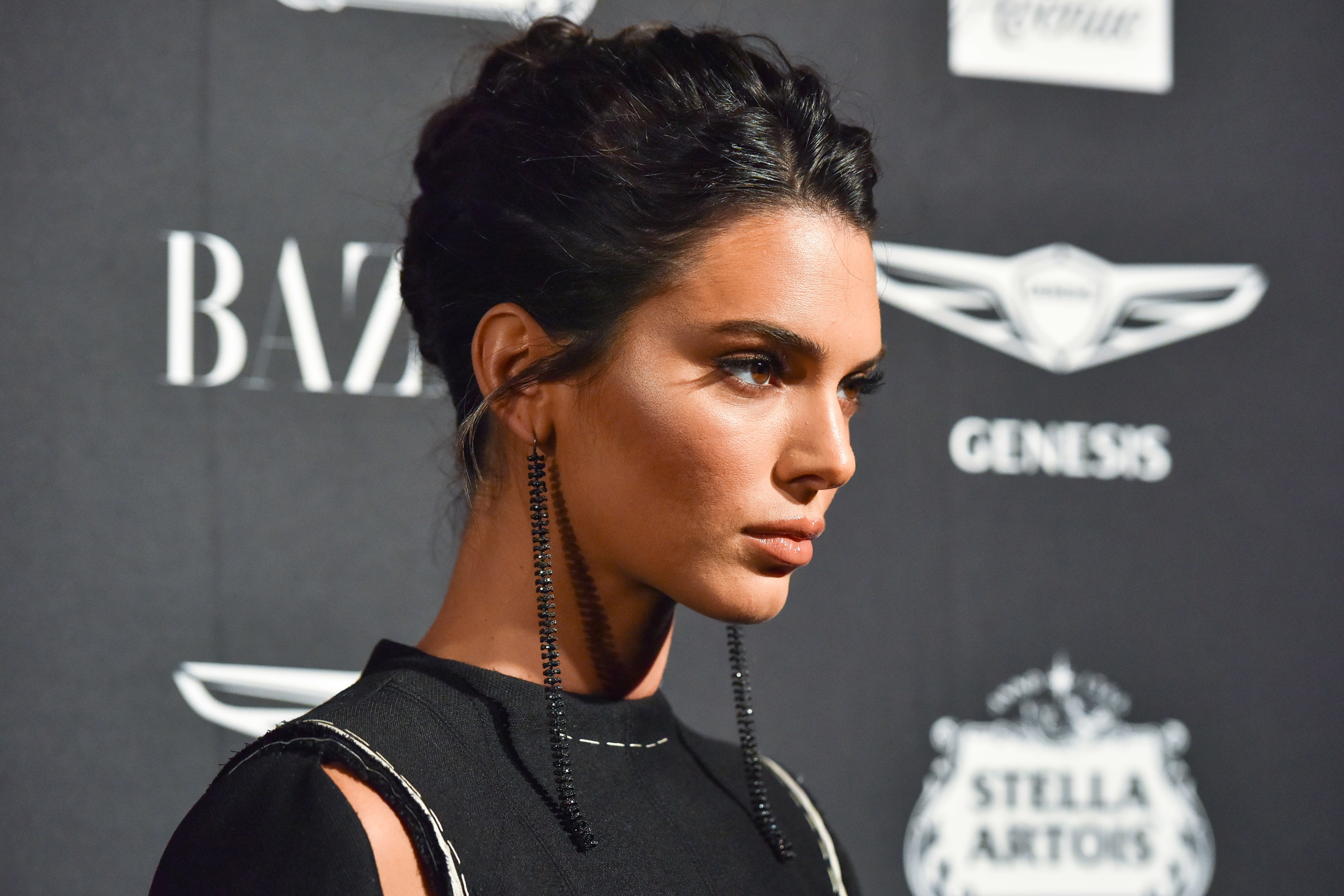 brincos kendall jenner longos