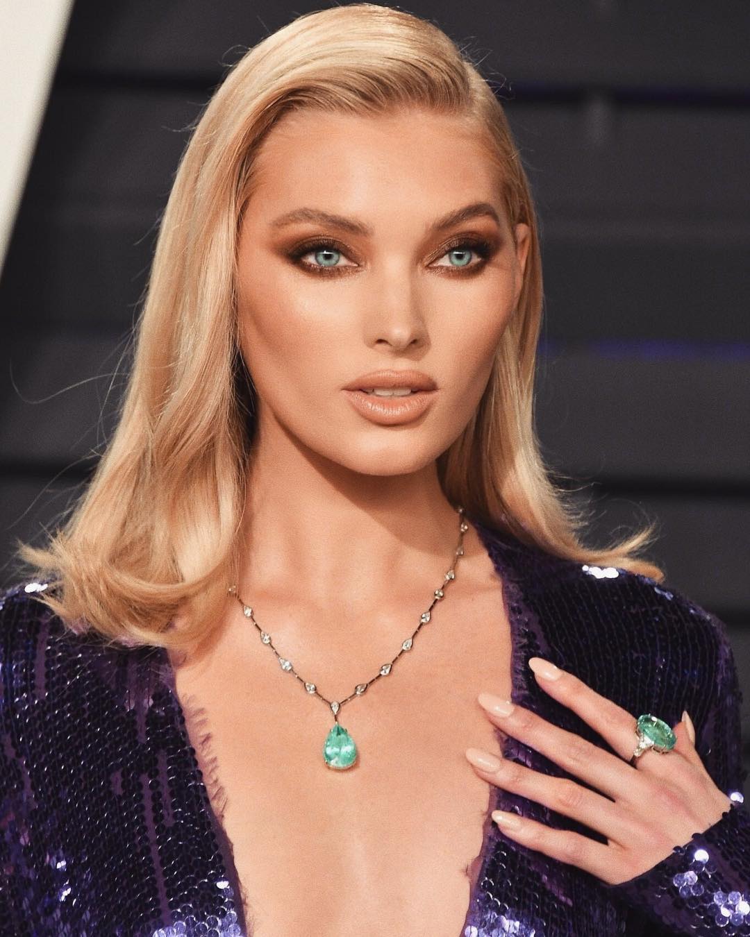 joias das famosas no oscar elsa hosk