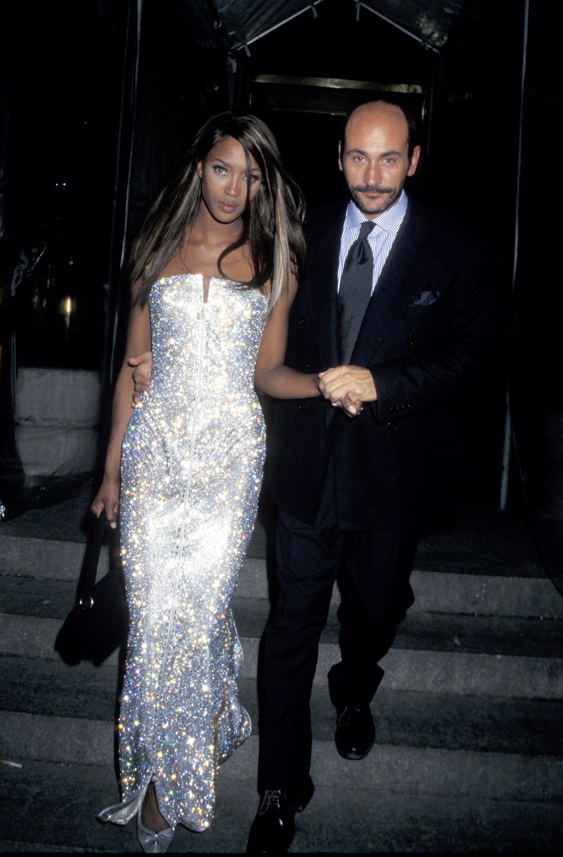 Naomi campbell versace met gala 1995