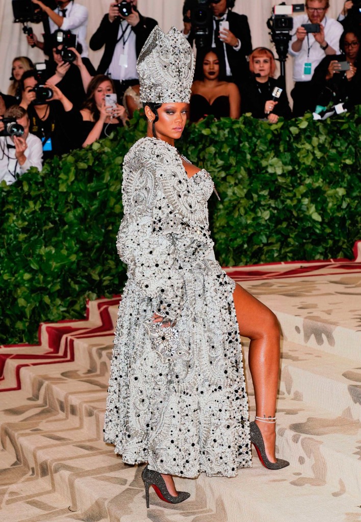 rihanna margiela met gala 2018