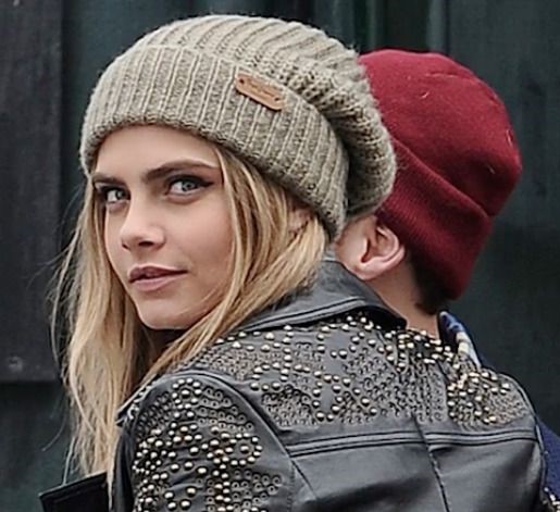 toucas e gorros cara delevingne