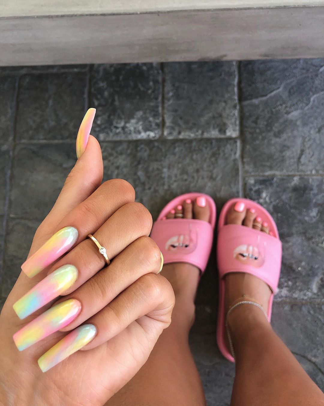 unhas da kylie jenner