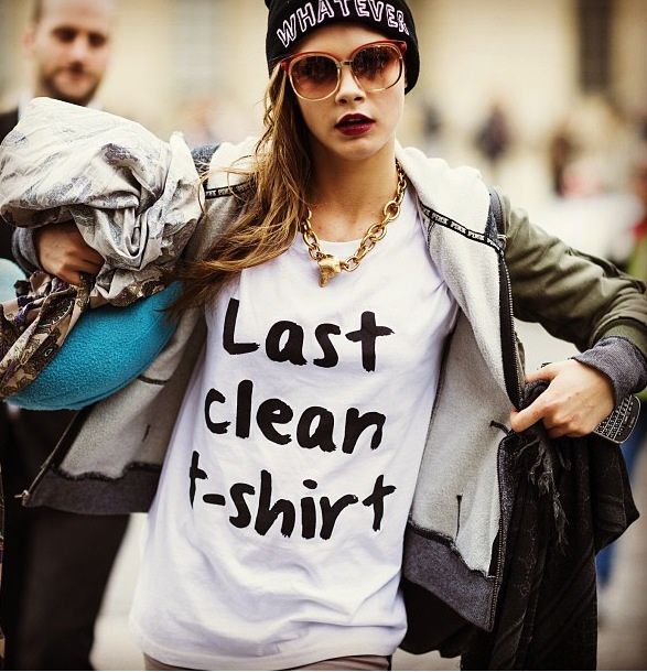 camisetas com frase cara delevingne 1