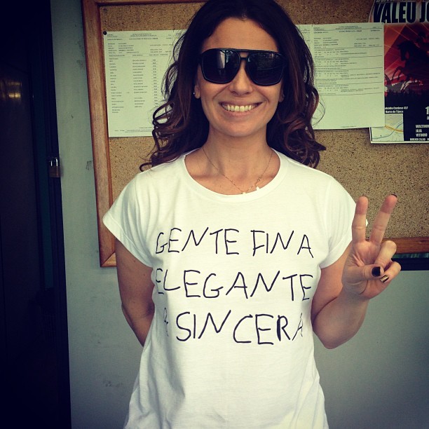 camisetas com frase giovanna antonelli