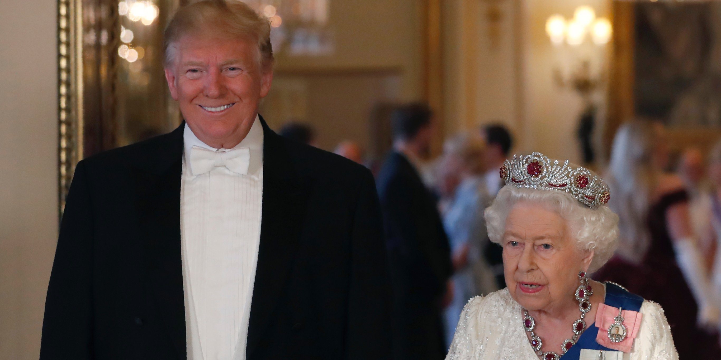 tiara de rubi da rainha elizabeth ii trump