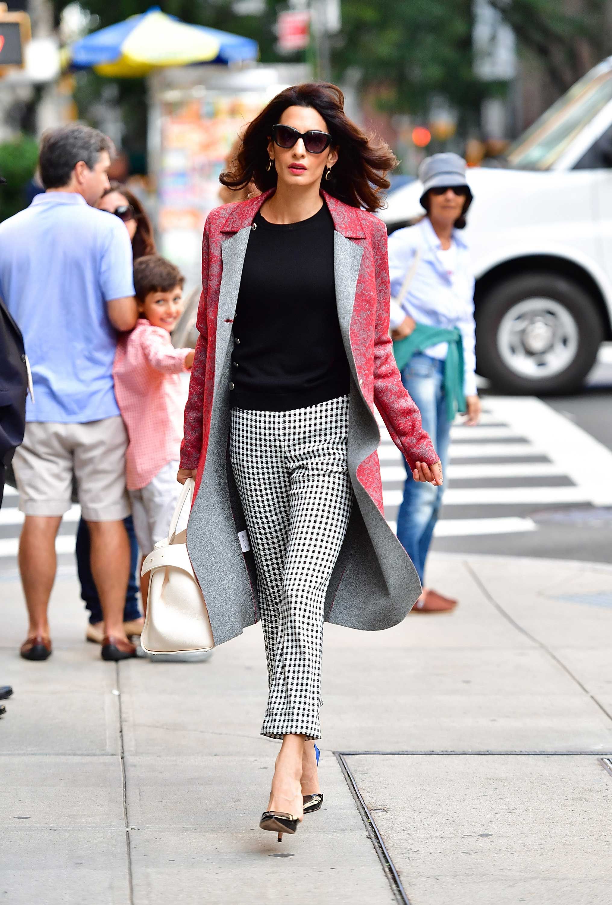 amal clooney estilo