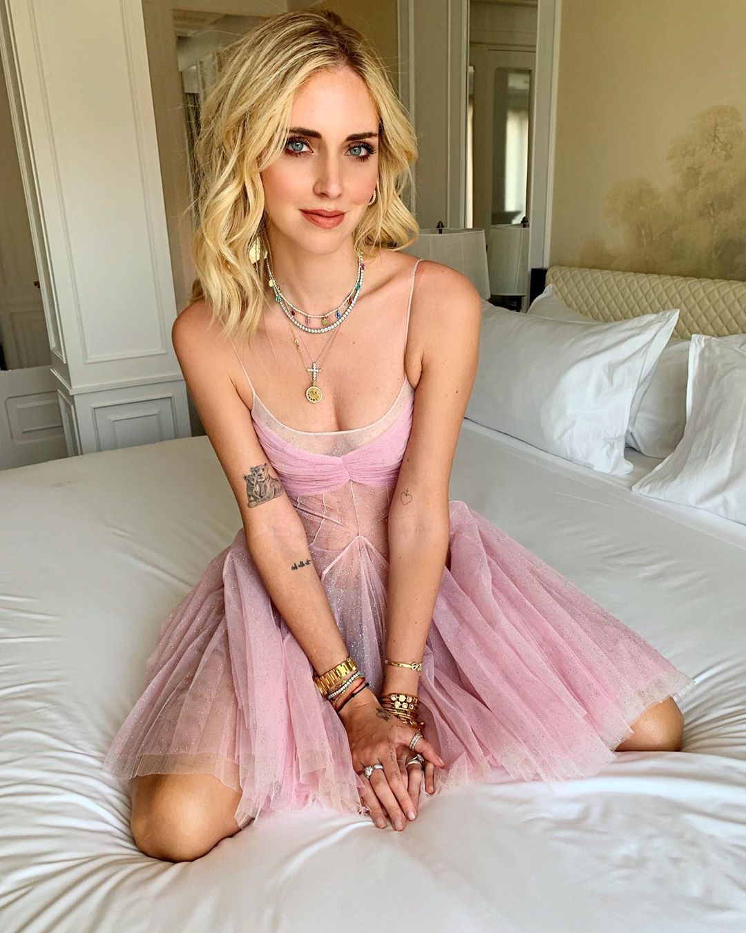 chiara ferragni vestido rosa