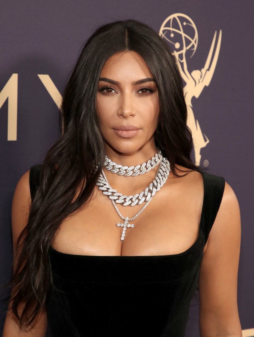 colar kim kardashian no emmy 2019