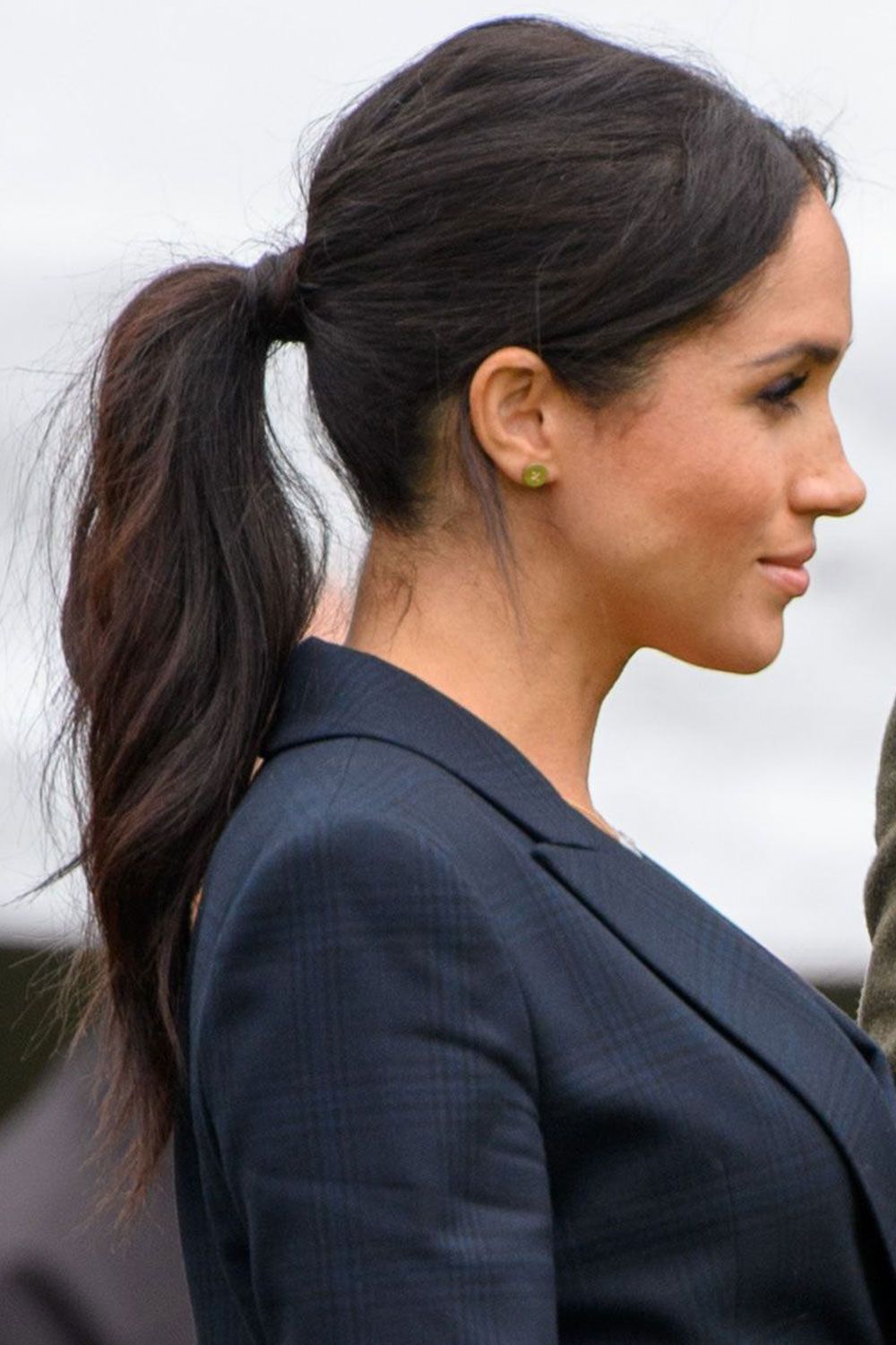 meghan markle cabelo preso