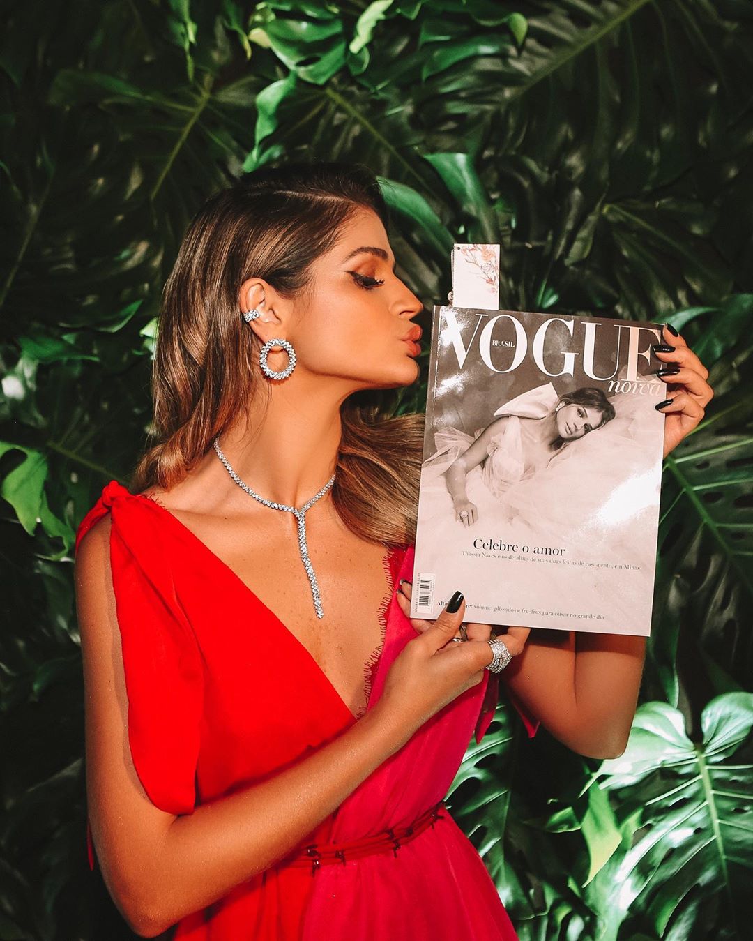 thassia naves capa da vogue