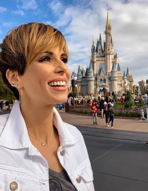 ana furtado na disney