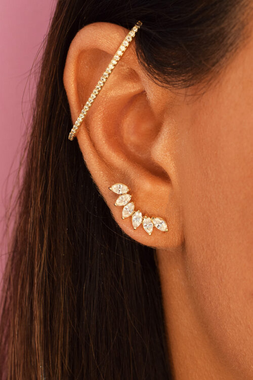 look de brincos da moda com piercing transversal com zirconias cravejadas e brinco earcuff com pedras navetes cristais joias finas em prata 925 acessórios femininos waufen